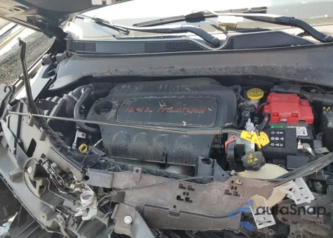 2020 Jeep Compass Latitude z USA, uszkodzony, nr VIN 3C4NJDBB5LT161153